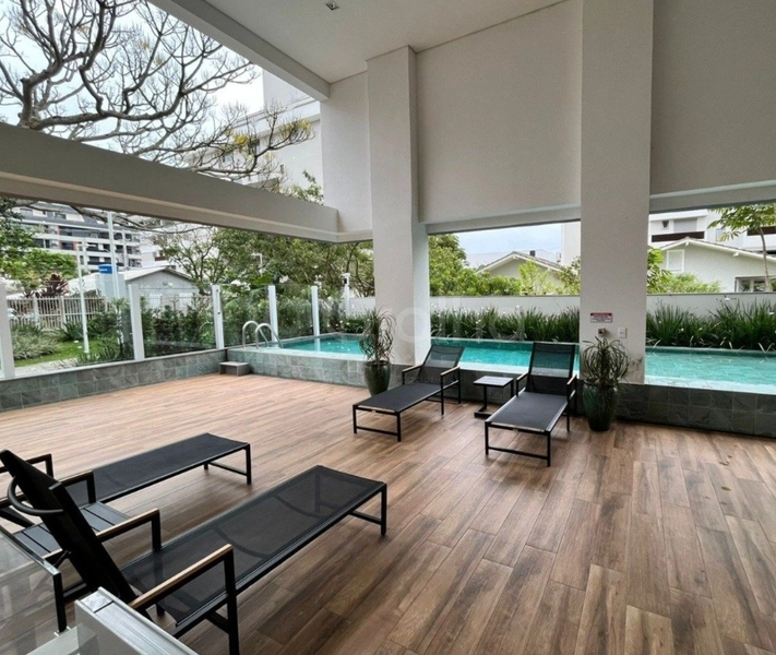 Cobertura duplex com 3 dormitórios, sendo 2 suítes, em Jurerê: 35ª foto da galeria de imagens do imóvel