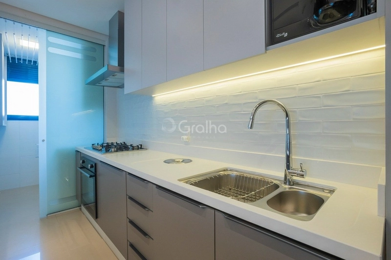 Apartamento com 3 dormitórios, sendo 2 demi-suítes, na Agronômica: 7ª foto da galeria de imagens do imóvel
