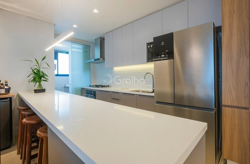 Apartamento com 3 dormitórios, sendo 2 demi-suítes, na Agronômica: 6ª foto da galeria de imagens do imóvel