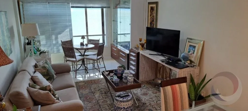 Apartamento na Beira Mar com 2 dormitórios 1 suíte e 1 vaga: 3ª foto da galeria de imagens do imóvel
