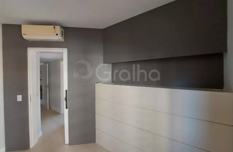 Apartamento  com 3 dormitórios, sendo 1 suíte, no Centro: 16ª foto da galeria de imagens do imóvel
