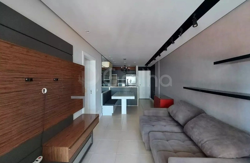 Apartamento  com 3 dormitórios, sendo 1 suíte, no Centro: 4ª foto da galeria de imagens do imóvel
