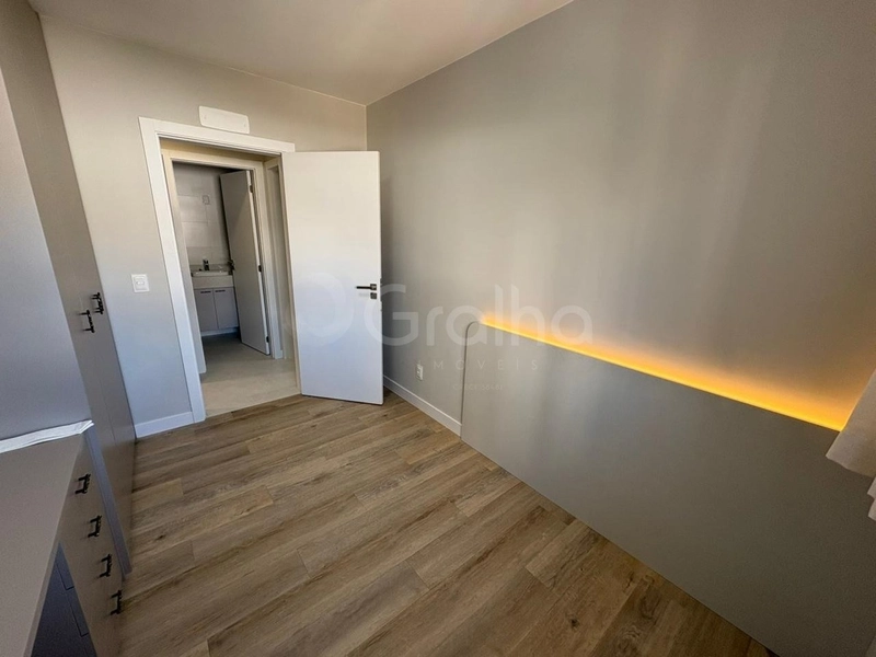 Apartamento com 2 dormitórios, sendo 1 suíte, na Agronômica: 16ª foto da galeria de imagens do imóvel