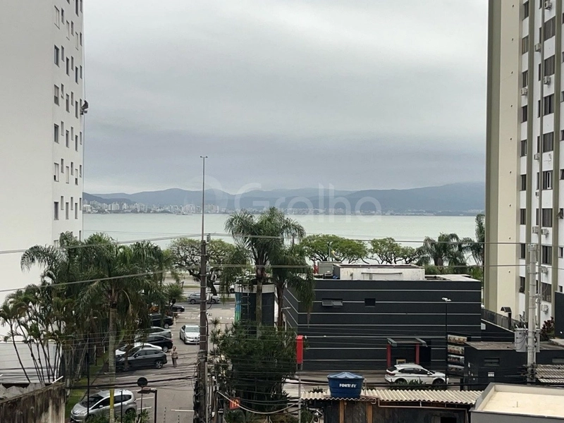 Apartamento com 3 dormitórios, sendo 1 suíte, no bairro Agronômica: 17ª foto da galeria de imagens do imóvel
