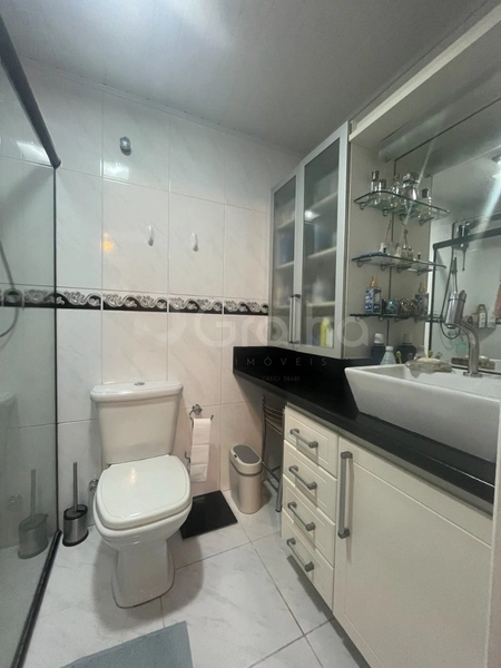 Apartamento com 3 dormitórios, sendo 1 suíte, no bairro Agronômica: 10ª foto da galeria de imagens do imóvel
