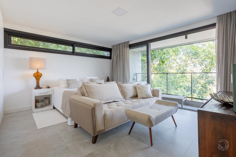 Casa na Costa da Lagoa com 3 suítes e 4 vagas de garagem: 14ª foto da galeria de imagens do imóvel