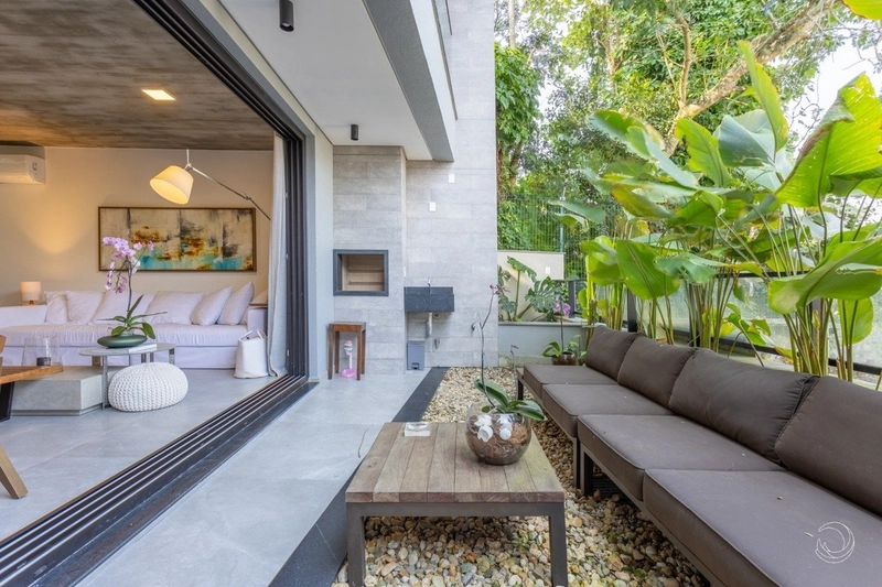 Casa na Costa da Lagoa com 3 suítes e 4 vagas de garagem: 7ª foto da galeria de imagens do imóvel