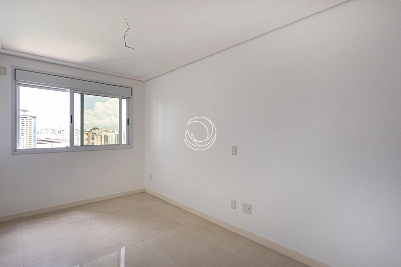 Apartamento com 4 suítes na Beira Mar Norte: 27ª foto da galeria de imagens do imóvel