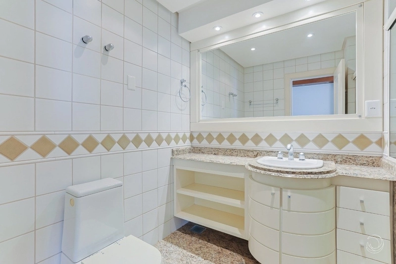 Apartamento no centro com 4 suítes e 3 vagas de garagem: 19ª foto da galeria de imagens do imóvel