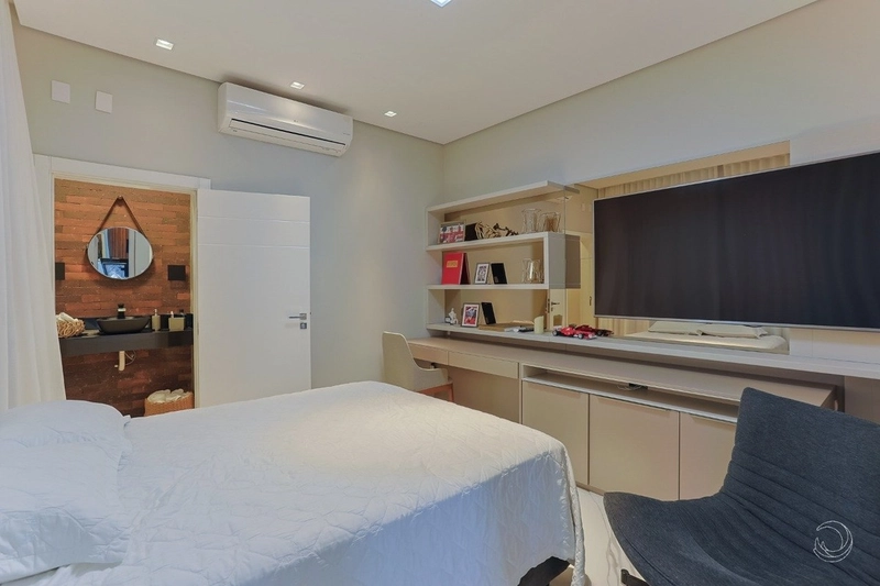 Casa alto padrão à venda em Jurerê Internacional: 12ª foto da galeria de imagens do imóvel