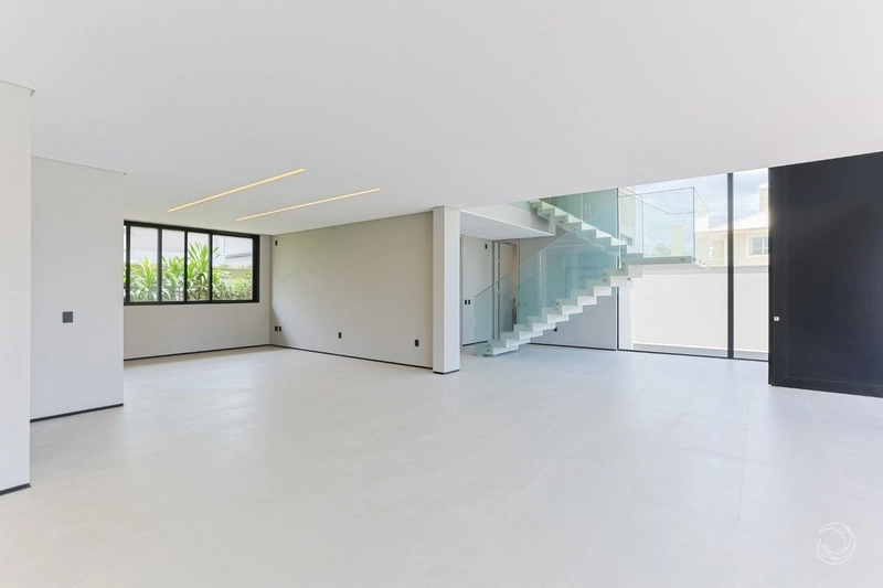 Casa alto padrão em Jurerê Internacional com 6 suítes: 4ª foto da galeria de imagens do imóvel