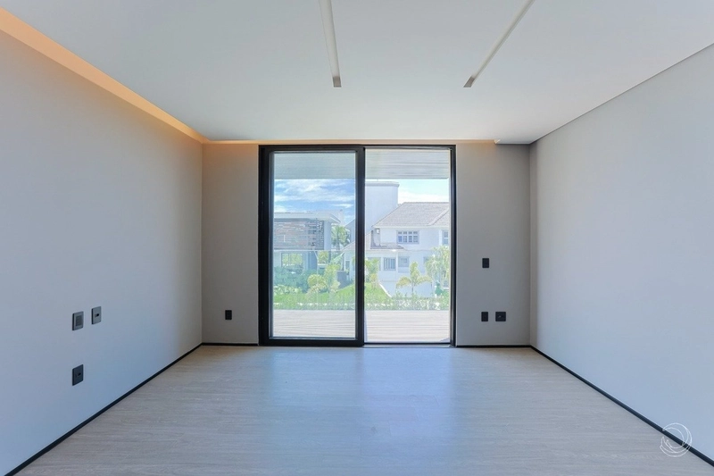 Casa alto padrão em Jurerê Internacional com 6 suítes: 12ª foto da galeria de imagens do imóvel