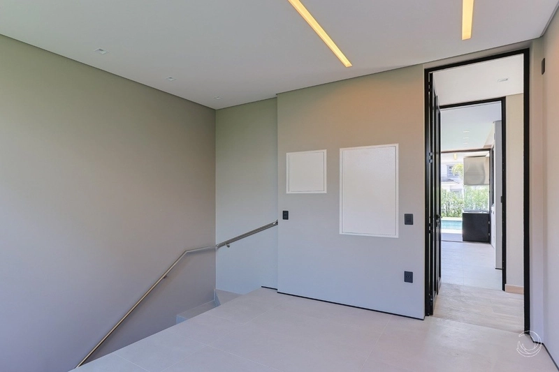 Casa alto padrão em Jurerê Internacional com 6 suítes: 18ª foto da galeria de imagens do imóvel