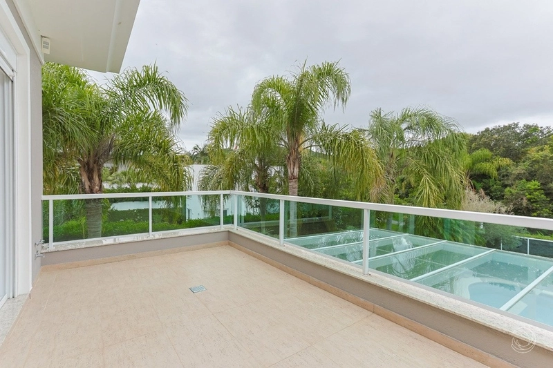 Casa alto padrão em Jurerê Internacional com 6 suítes: 22ª foto da galeria de imagens do imóvel