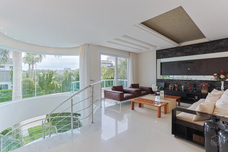 Casa alto padrão em Jurerê Internacional com 6 suítes: 16ª foto da galeria de imagens do imóvel