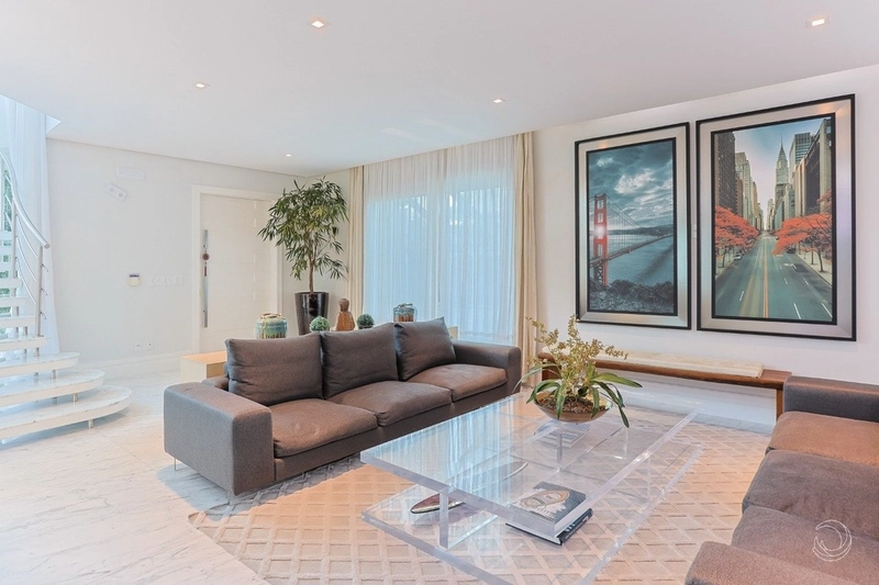 Casa alto padrão em Jurerê Internacional com 6 suítes: 5ª foto da galeria de imagens do imóvel