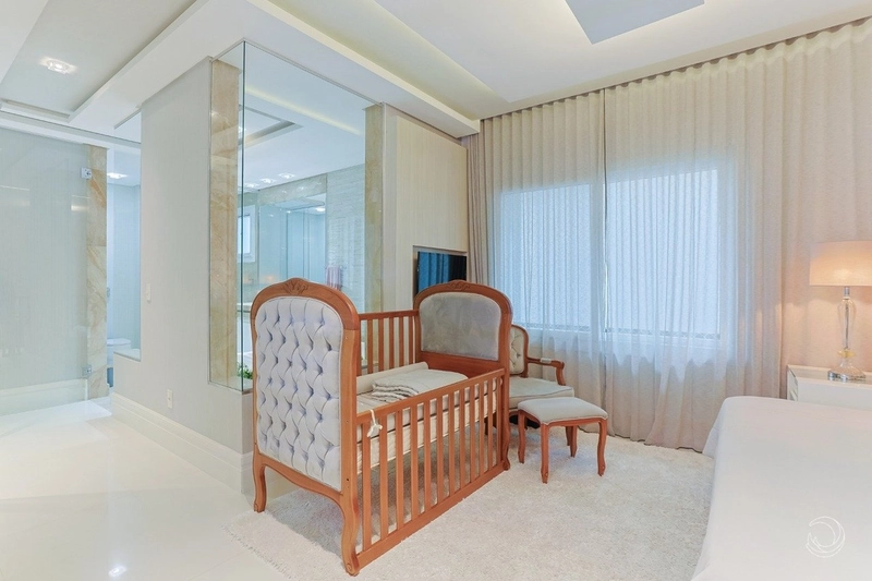 Casa alto padrão em Jurerê Internacional com 6 suítes: 23ª foto da galeria de imagens do imóvel