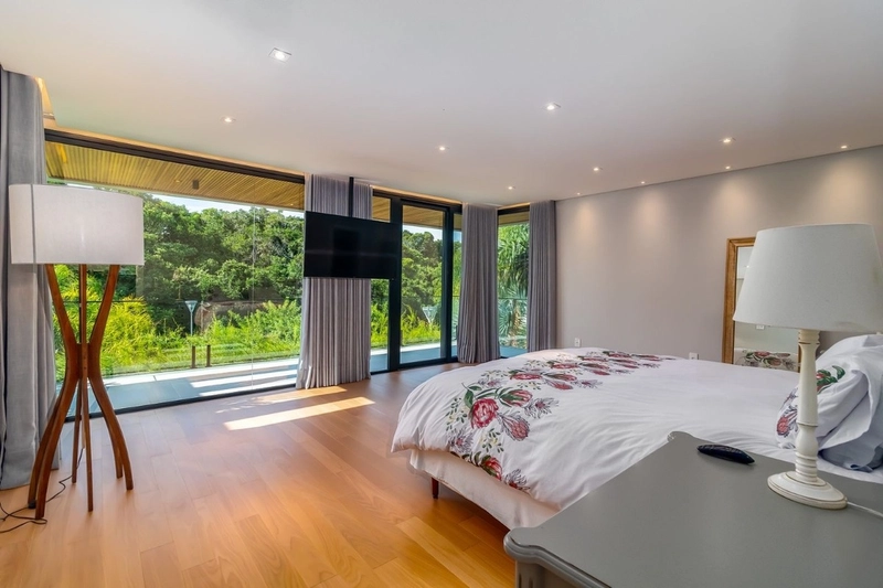 Casa alto padrão em Jurerê Internacional com 4 suítes: 16ª foto da galeria de imagens do imóvel