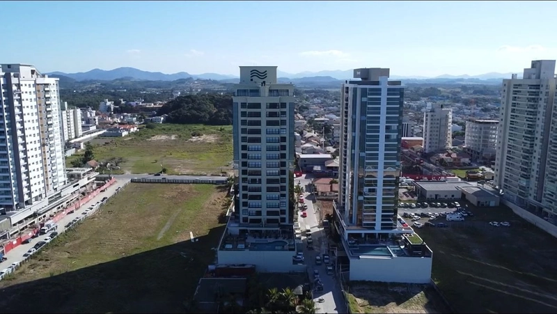 Cobertura duplex com 04 suítes e piscina privativa, frente mar: 19ª foto da galeria de imagens do imóvel