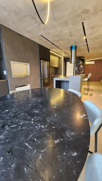 Apartamento Beira Mar, com 3 suites, 2 vagas de garagem, mobiliado.: 13ª foto da galeria de imagens do imóvel