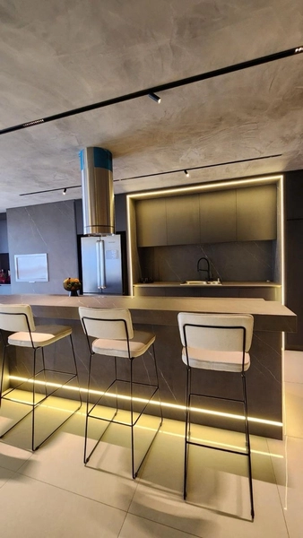 Apartamento Beira Mar, com 3 suites, 2 vagas de garagem, mobiliado.: 9ª foto da galeria de imagens do imóvel