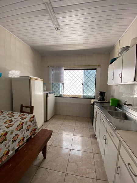 Casa no Centro de Barra Velha: 4ª foto da galeria de imagens do imóvel