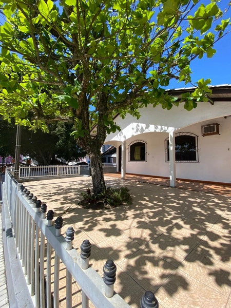 Casa no Centro de Barra Velha