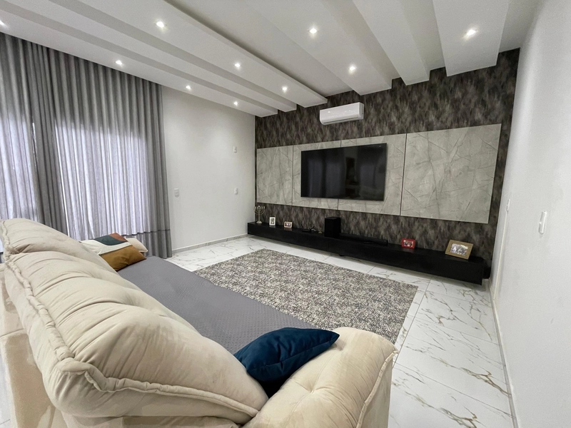 Casa duplex com suíte master com hidromassagem em Balneário Piçarras: 3ª foto da galeria de imagens do imóvel