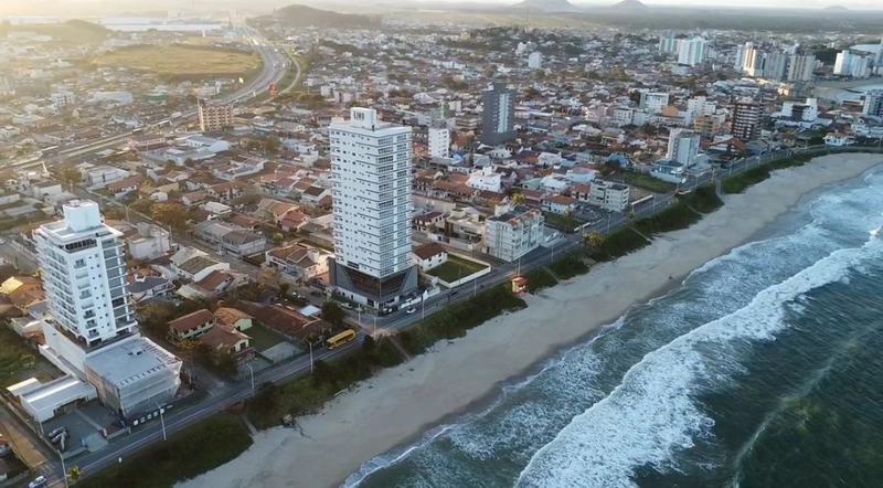 APTO 03 suítes frente mar e pé na areia na praia do Tabuleiro: 35ª foto da galeria de imagens do imóvel