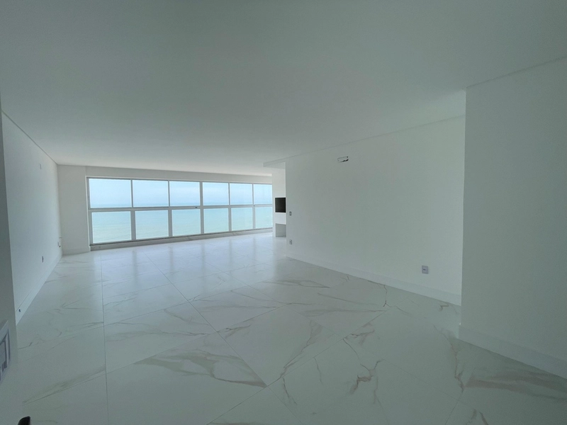 APTO 03 suítes frente mar e pé na areia na praia do Tabuleiro: 6ª foto da galeria de imagens do imóvel