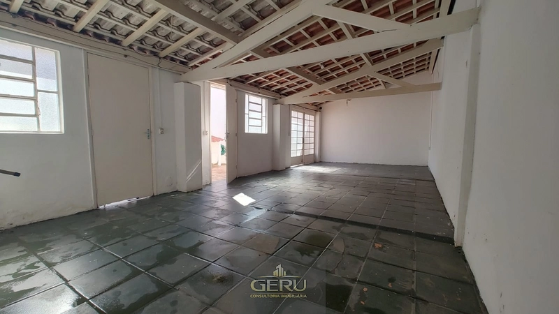 CASA AMPLA COM POTENCIAL COMERCIAL À VENDA NO VIANELO — JUNDIAÍ/SP: 9ª foto da galeria de imagens do imóvel