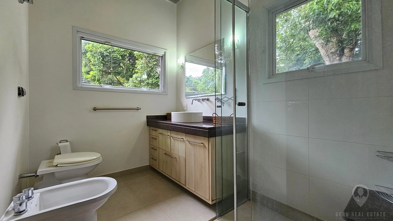 Casa de alto padrão com 4 suítes à venda no Caxambu em Jundiaí: 2ª foto da galeria de imagens do imóvel