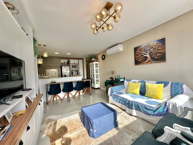 Apartamento com 3 dormitórios!