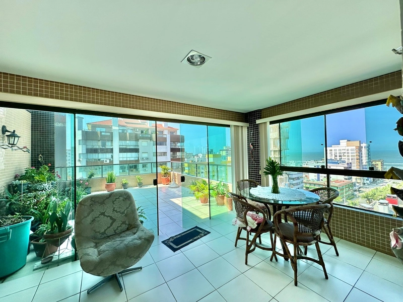 Apartamento com 4 suítes!: 4ª foto da galeria de imagens do imóvel