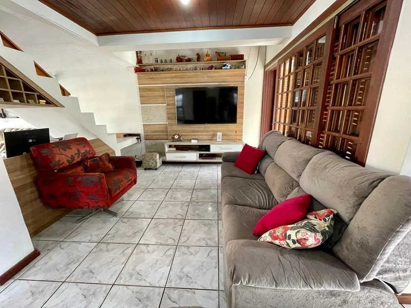 Casa com 3 dormitórios!