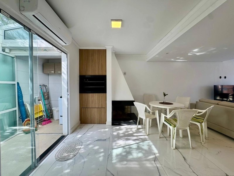 Casa com 3 dormitórios!: 8ª foto da galeria de imagens do imóvel