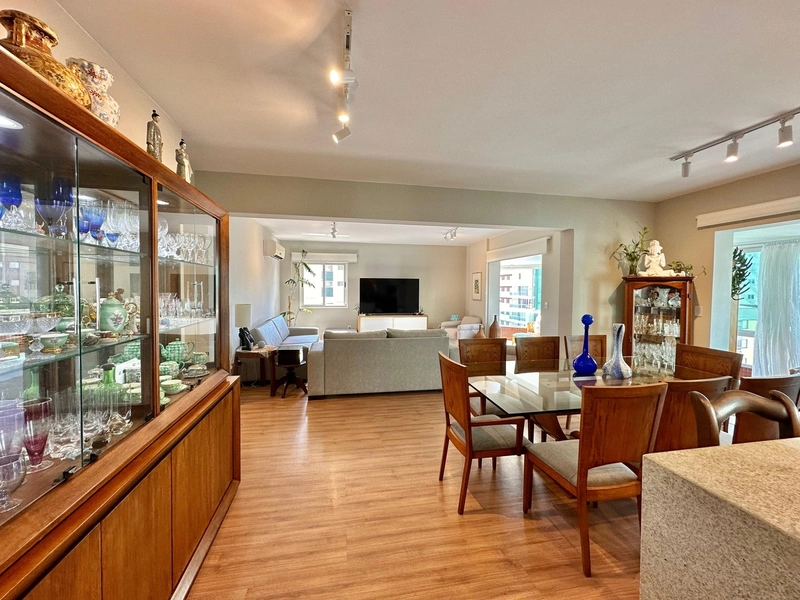 Apartamento de 4 dormitórios!: 5ª foto da galeria de imagens do imóvel