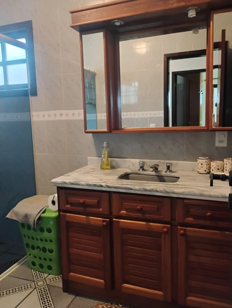 Casa de frente ao mar com 5 dormitórios com 3 vagas de garagem!: 3ª foto da galeria de imagens do imóvel