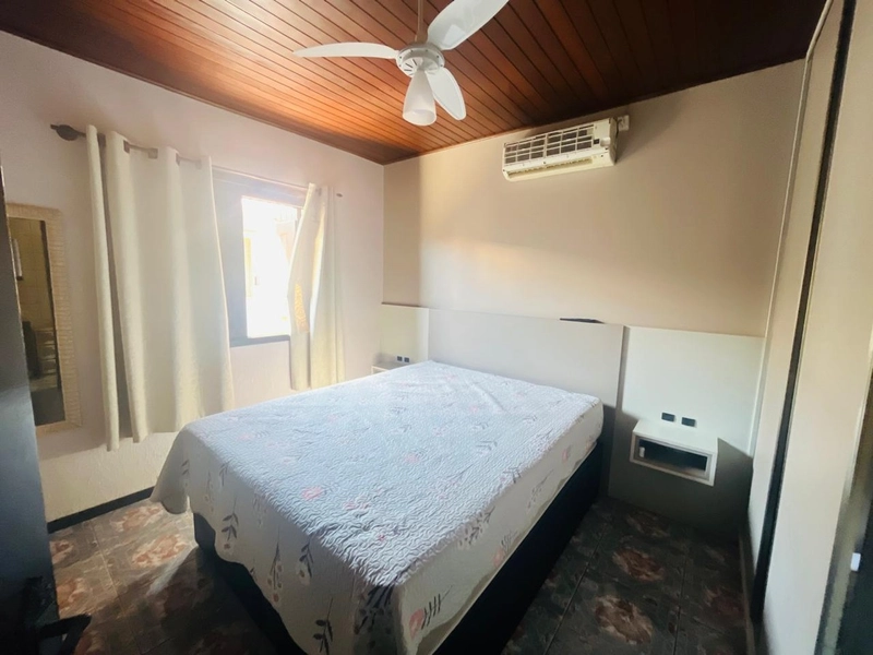 Casa com 4 dormitórios próxima ao mar!: 4ª foto da galeria de imagens do imóvel