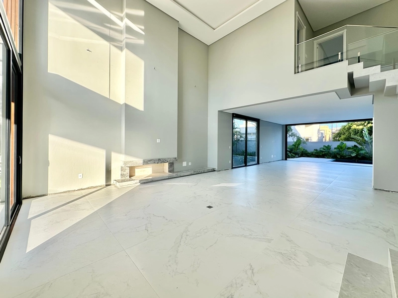 Casa em condomínio com 5 suítes!: 4ª foto da galeria de imagens do imóvel