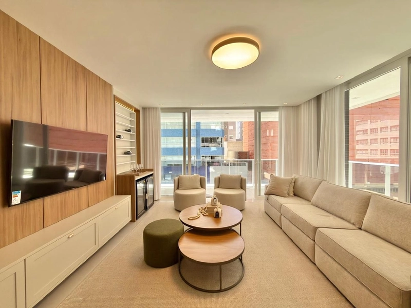 Apartamento com 3 dormitórios