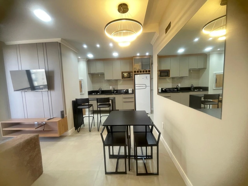 Apartamento com 2 dormitórios!