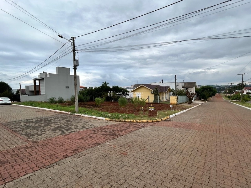TERRENO: 1ª foto da galeria de imagens do imóvel