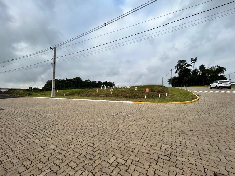 TERRENO: 1ª foto da galeria de imagens do imóvel