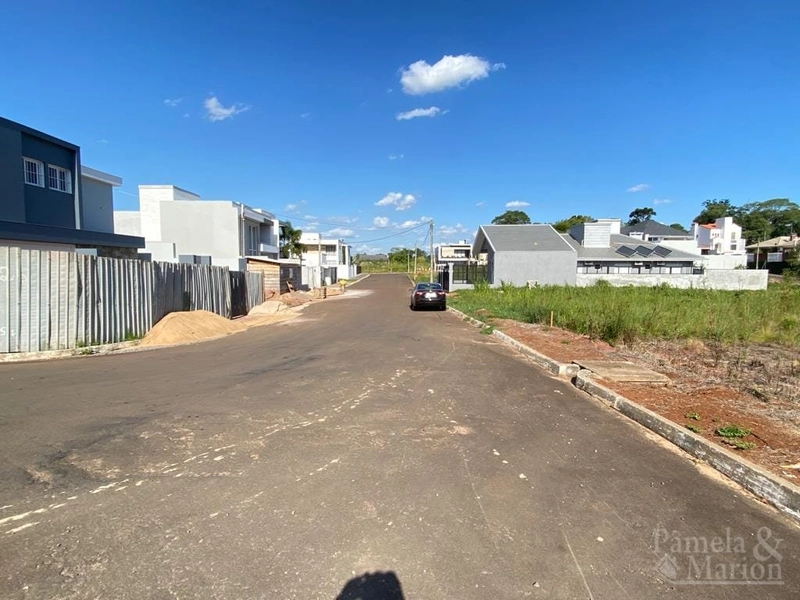 TERRENO: 2ª foto da galeria de imagens do imóvel