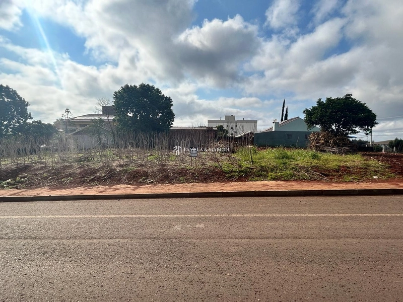 TERRENO COMERCIAL: 1ª foto da galeria de imagens do imóvel