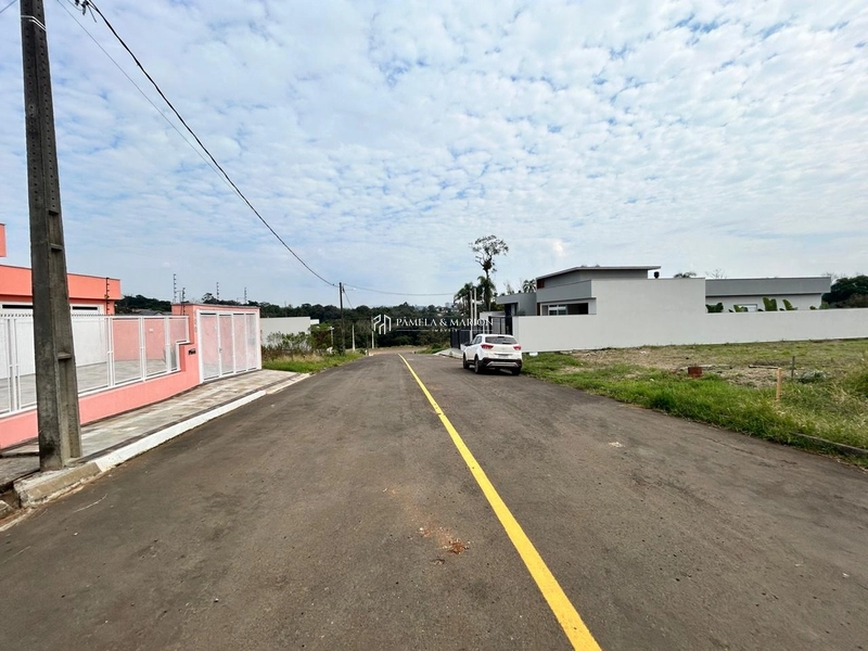 TERRENO: 2ª foto da galeria de imagens do imóvel