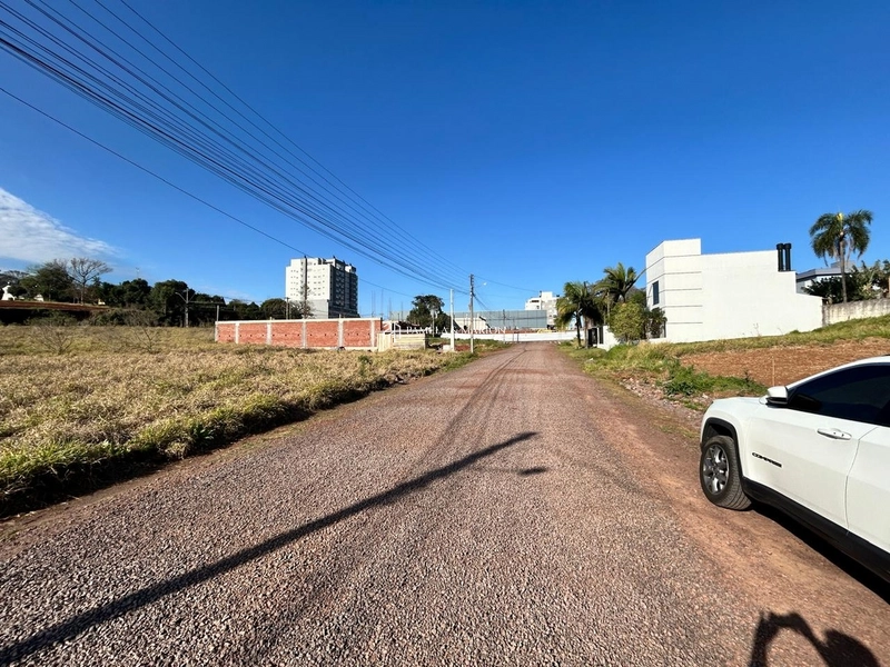 TERRENO COMERCIAL: 2ª foto da galeria de imagens do imóvel