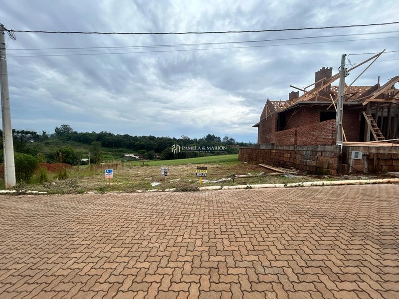 TERRENO: 1ª foto da galeria de imagens do imóvel