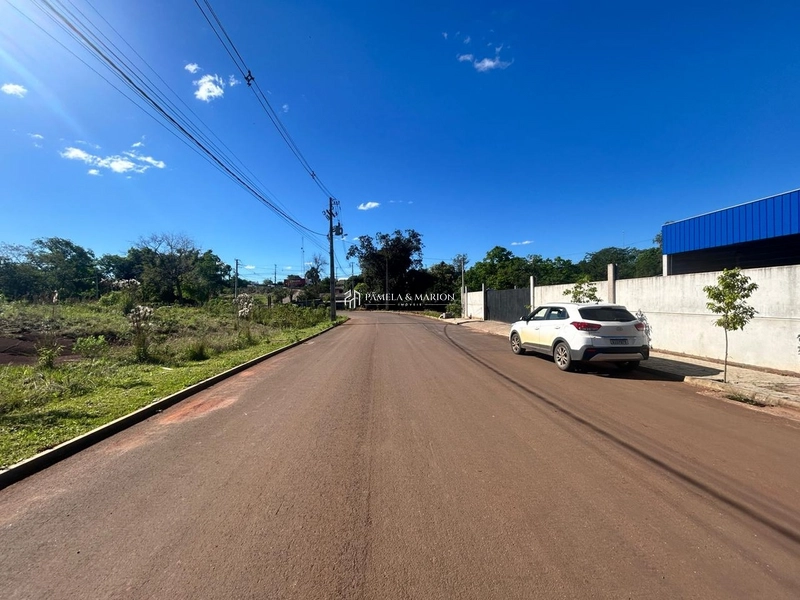 TERRENO COMERCIAL: 3ª foto da galeria de imagens do imóvel